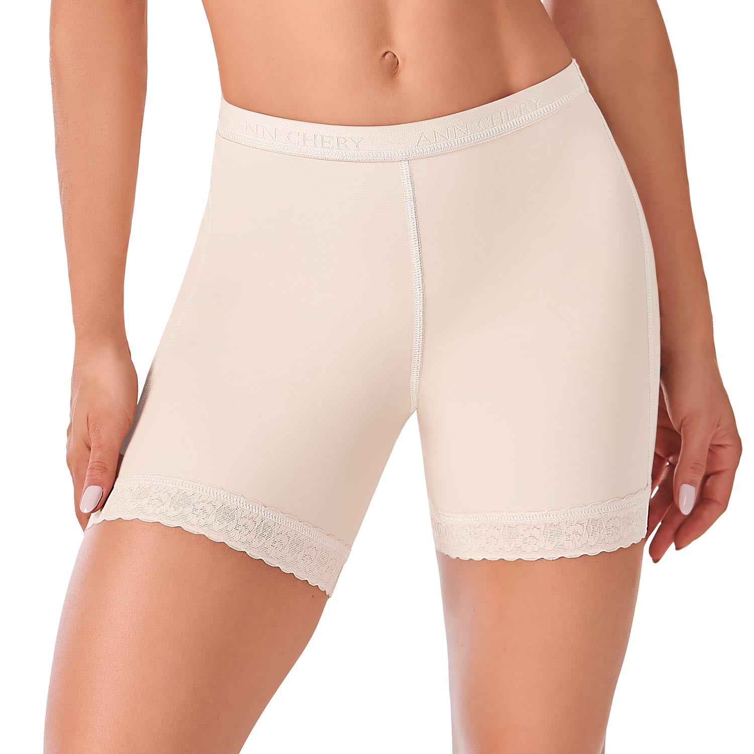 Short Levanta Cola Powernet Amalia Mujer